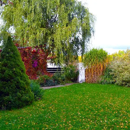 Guest house Dum Avalon